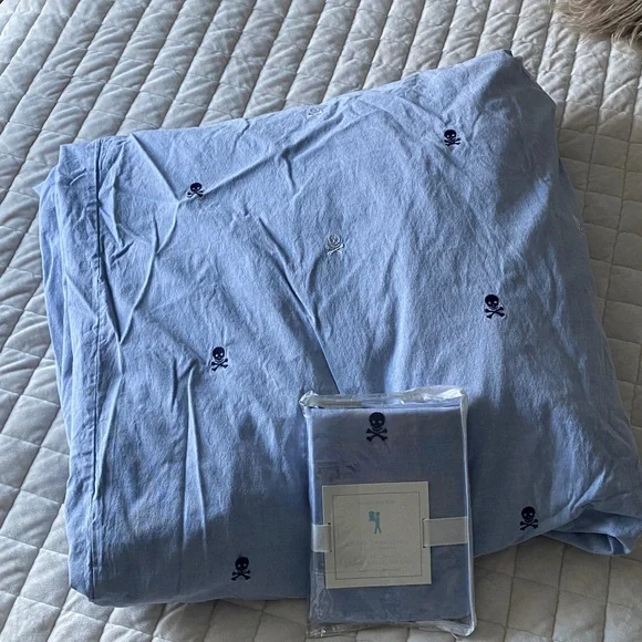 PBKids Oxford Embroidered Skull Duvet Cover & Sham - Picture 3 of 3